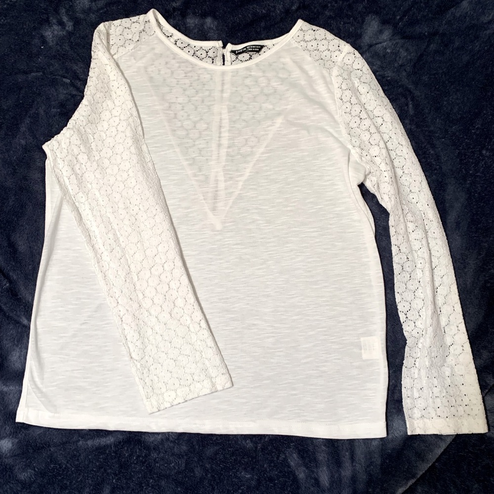 SHEIN long sleeve top with lace sleeves